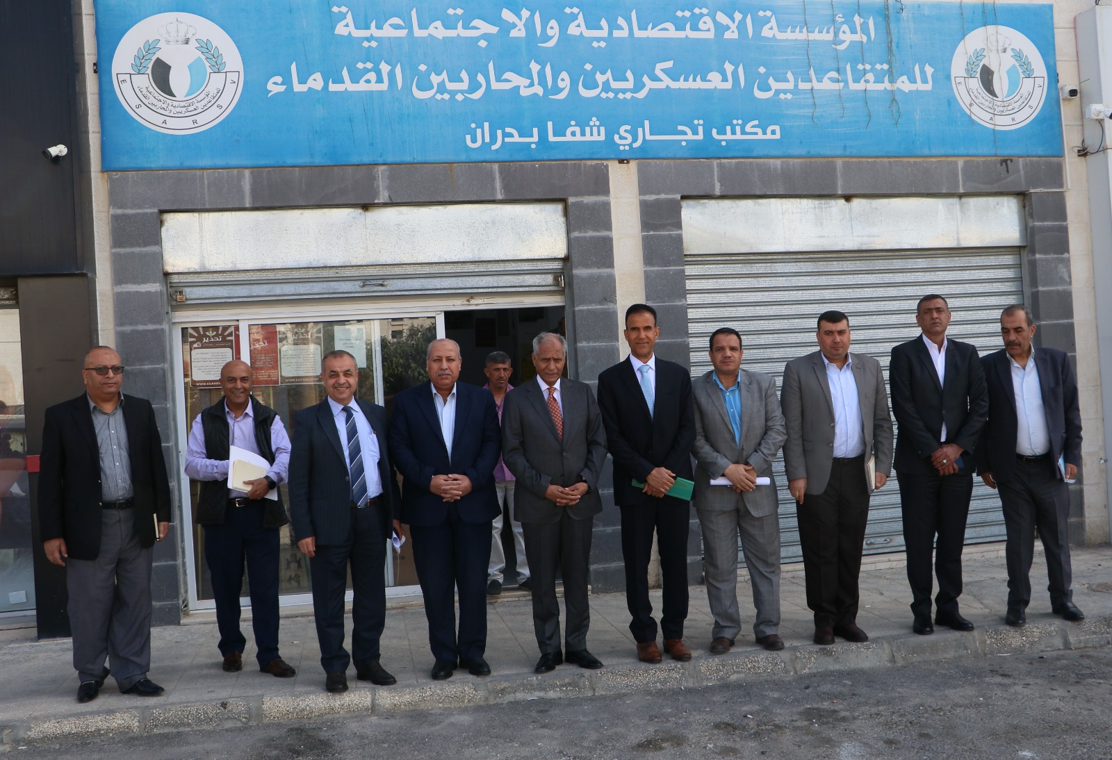 الرقاد يتفقد فرع شفا بدران ونادي المتقاعدين العسكريين في أبو نصير ويؤكد الارتقاء بمستوى الخدمات